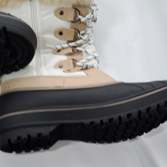 Dream Pairs Women's Winter Boots with Faux Fur in Tan and Black - Picture 9 of 16